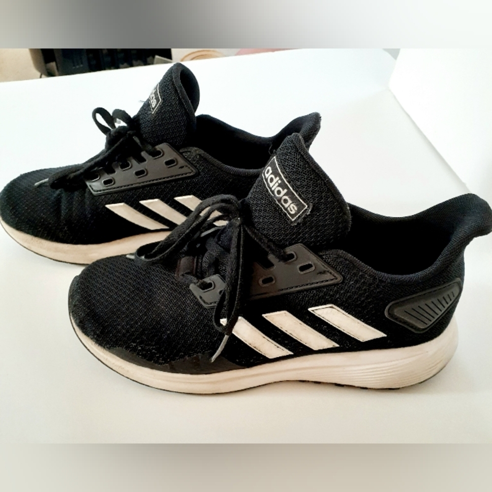 Boys Black adidas Sneakers Size 3